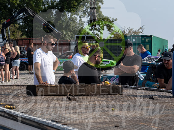 P1188242