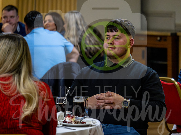 P1331424