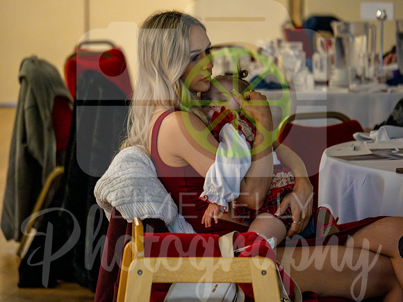 P1331658