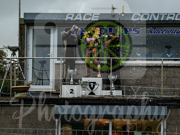 P1563067