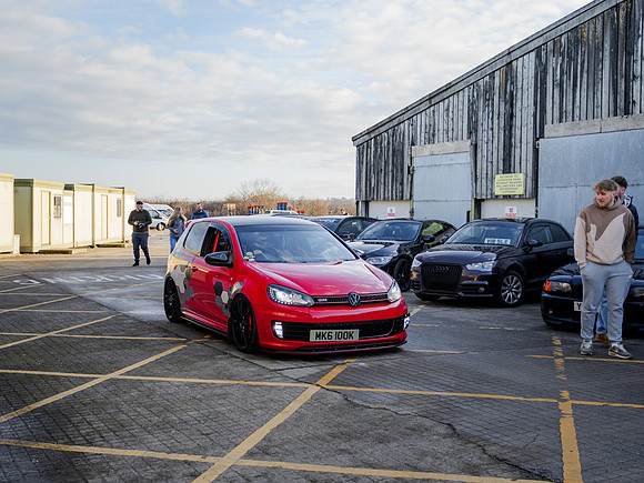 P1061078