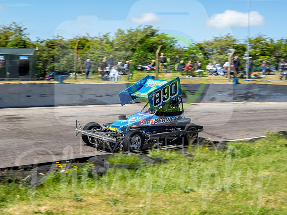 P1115761
